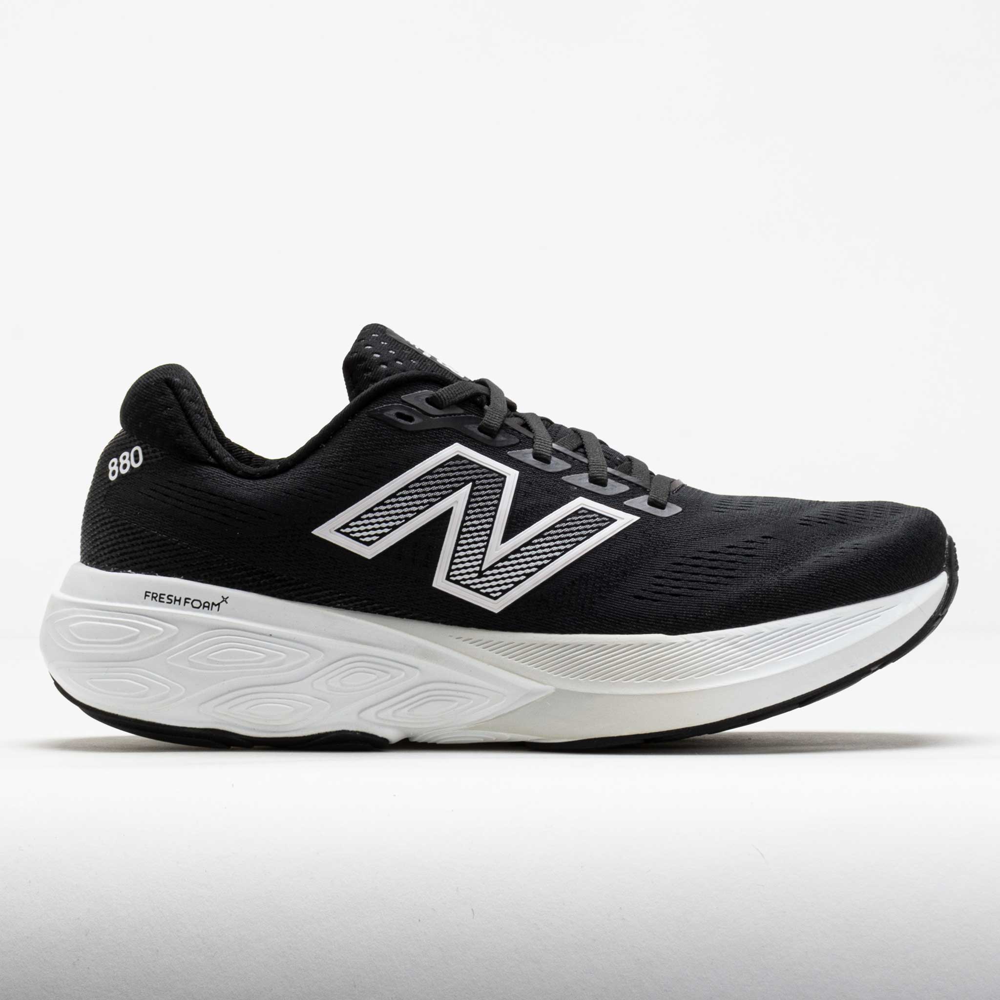 043498_3_08098ec5-c898-4b5e-989f-7ec251644650 New Balance Fresh Foam X 880v15 Mens Black/White/Reflection - Image 1