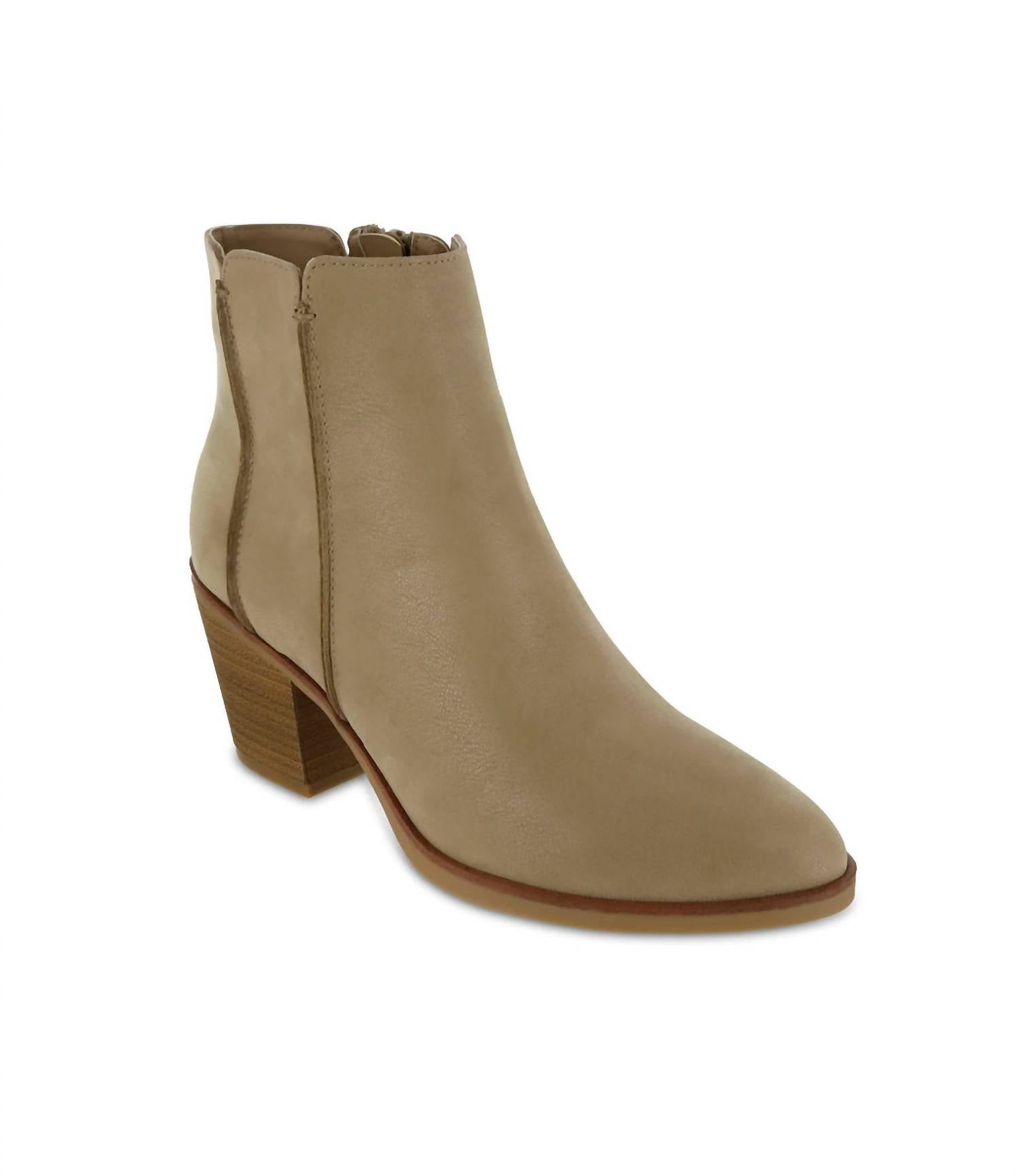 0780b8e5-8eb0-4567-bec1-52c2ab43553f-upscale_15k-1500x1500-70 Mia - Women's Lolo Boots - Image 1