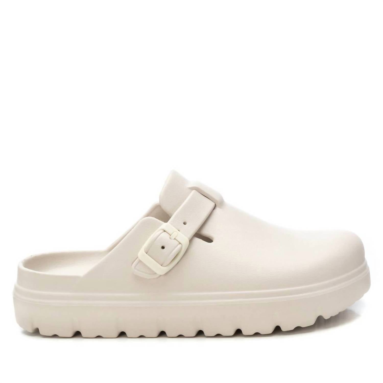 1f852200-0c97-4a5f-89cf-60ee8f06847d-upscale_15k-1500x1500-70 Xti - Women's Rubber Clogs - Image 1