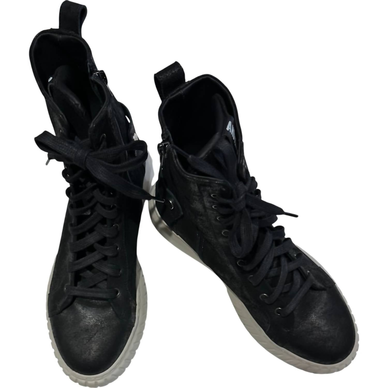 20118af1-8ae5-4202-b241-ad86468a7b50-upscale_15k-1500x1500-70 Andia Fora - Women's High Top Sneakers - Image 1