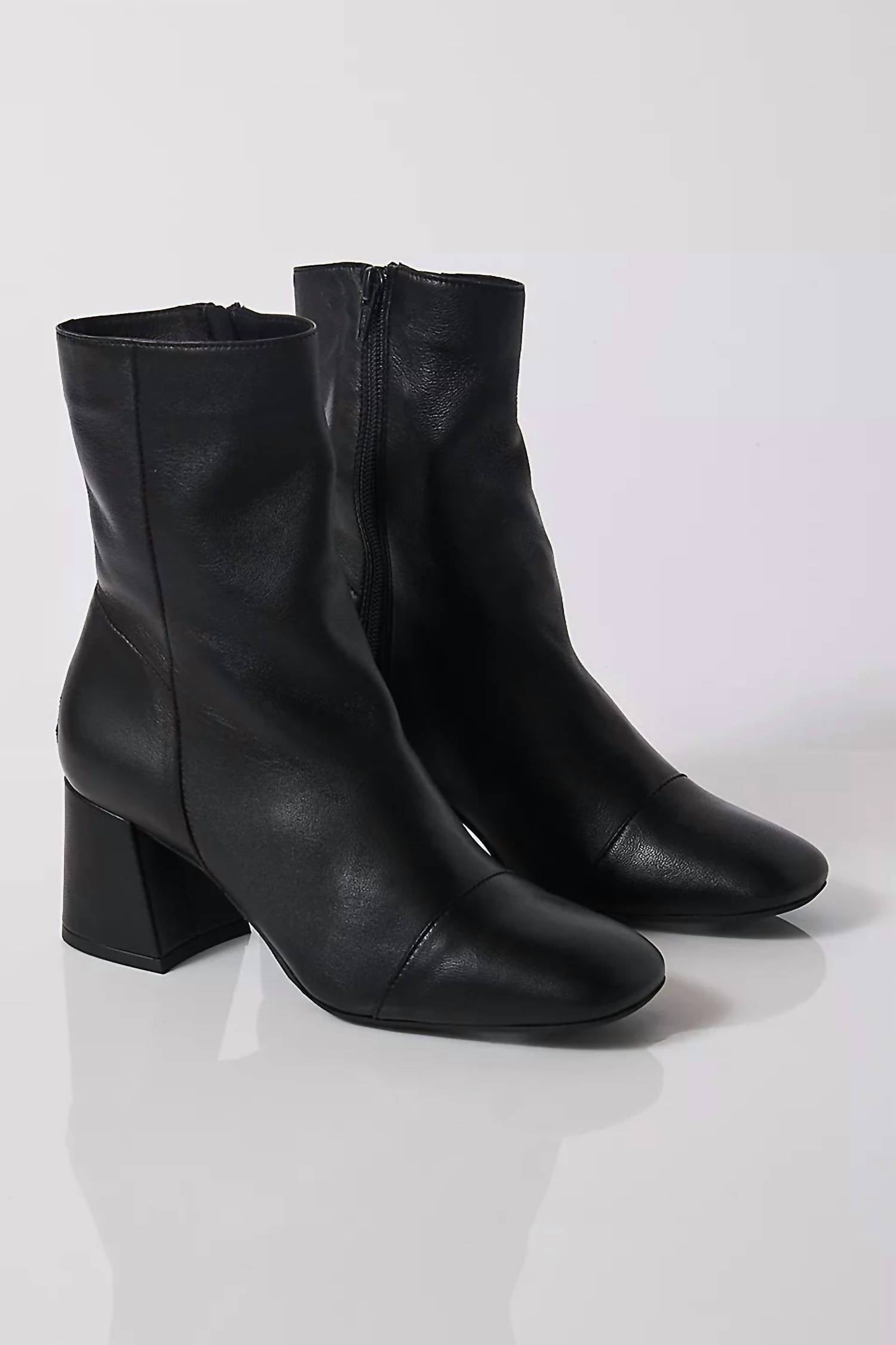 230c3249-8108-46ef-87af-2382223fc1ca-upscale_15k-1500x1500-70 Free People - Women's Wisteria Ankle Boots - Image 1