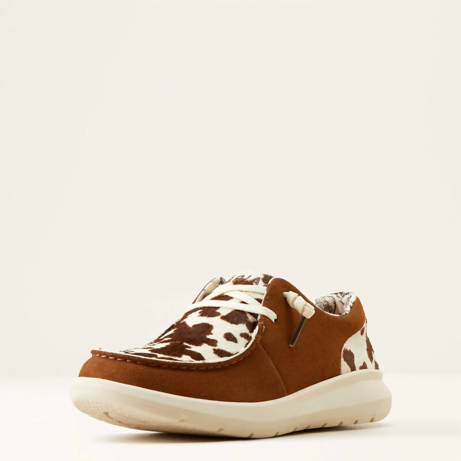 23f3aac9-71e7-4129-bd9f-d427d3c0001e-upscale_15k-1500x1500-70 Ariat - Women's Hilo Shoes - Image 1