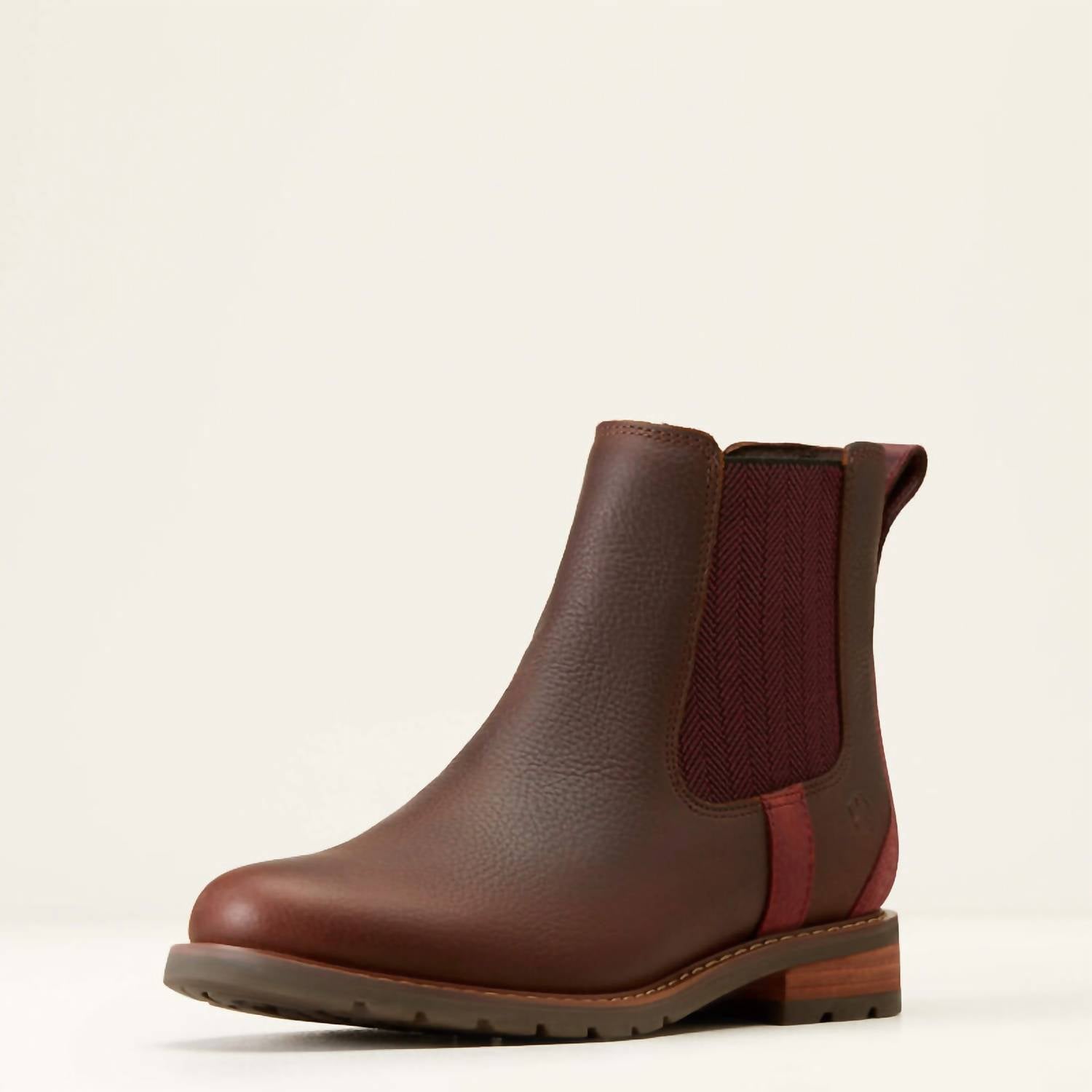 2cbfa289-d187-46cb-9a6e-72007ace3466-upscale_15k-1500x1500-70 Ariat - Women's Wexford Waterproof Chelsea Boot - Image 1