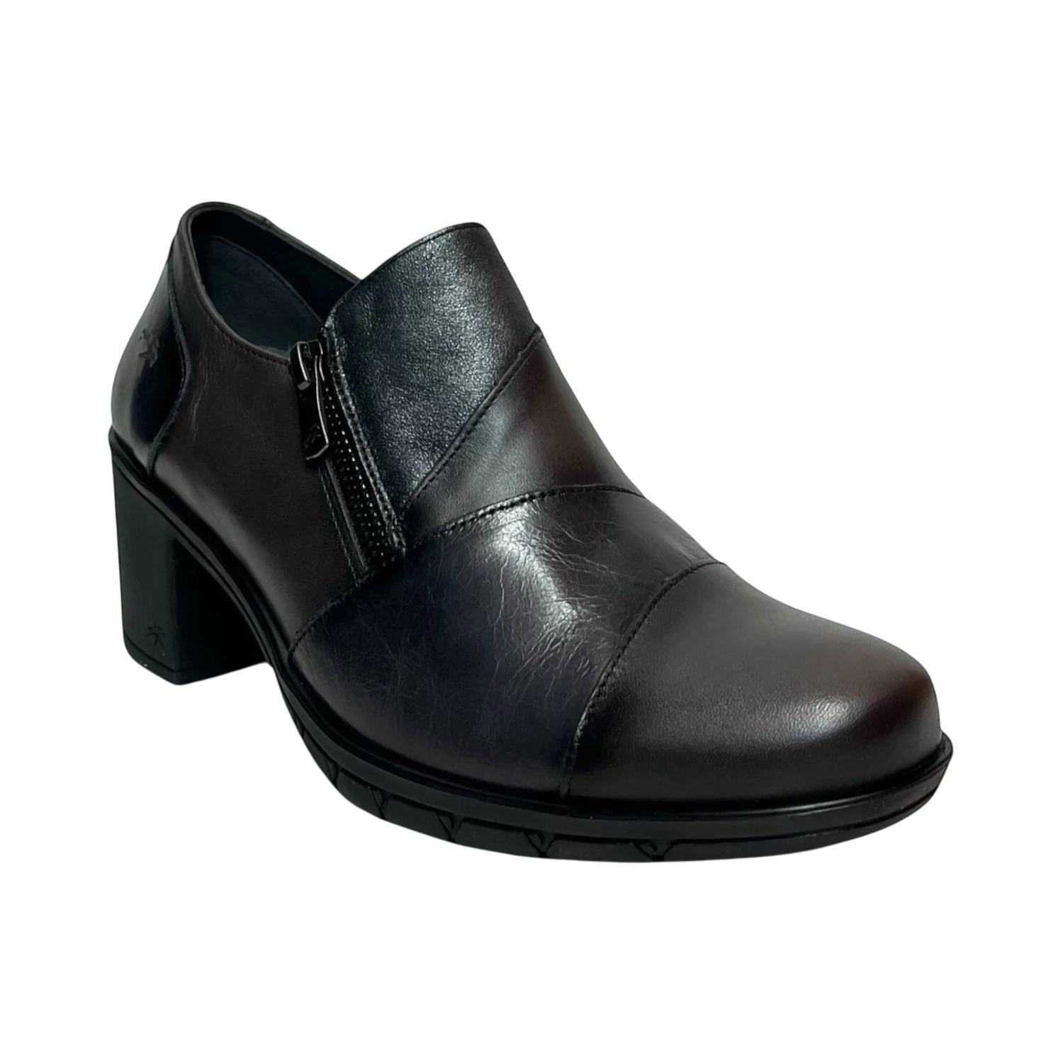 2fae1a0f-1fc0-4c8c-bd97-2ddf9679a413-upscale_15k-1500x1500-1 Dorking By Fluchos - Women's Nydia Shoes - Image 1