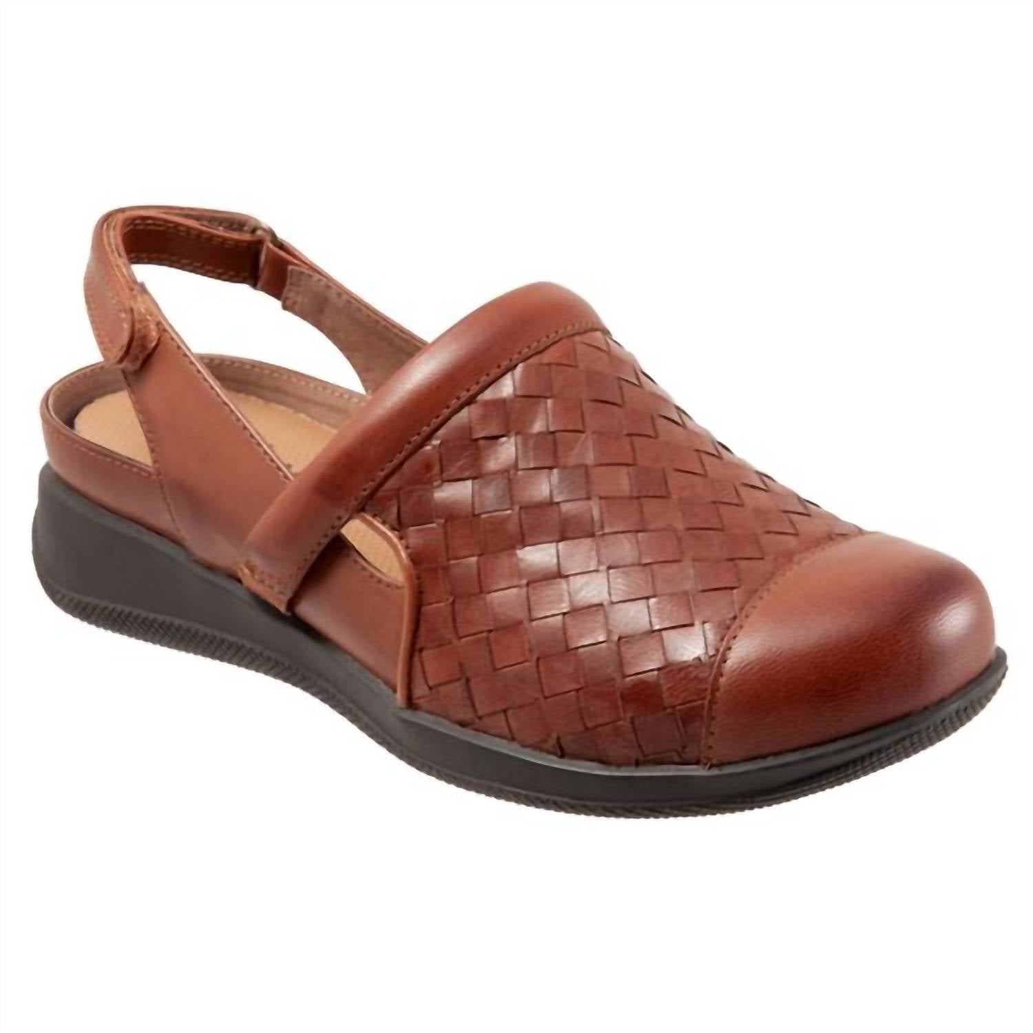 3fdf720a-b82c-4786-b8ef-c91b96642e7f-upscale_15k-1500x1500-70 Softwalk - Women's Salina Clog - Image 1