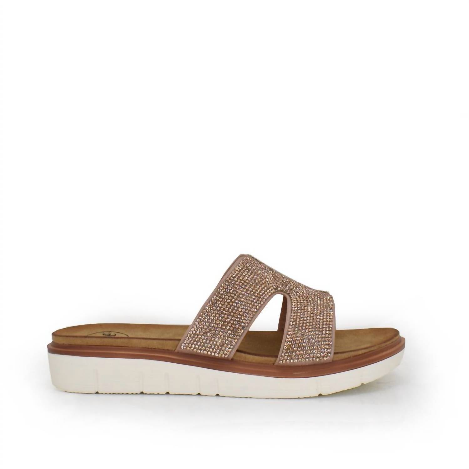 52e78103-8717-4b7e-8311-1a2b71aa96a3-upscale_15k-1500x1500-70 Exe - Women's Suzanne Flatform Sandal - Image 1
