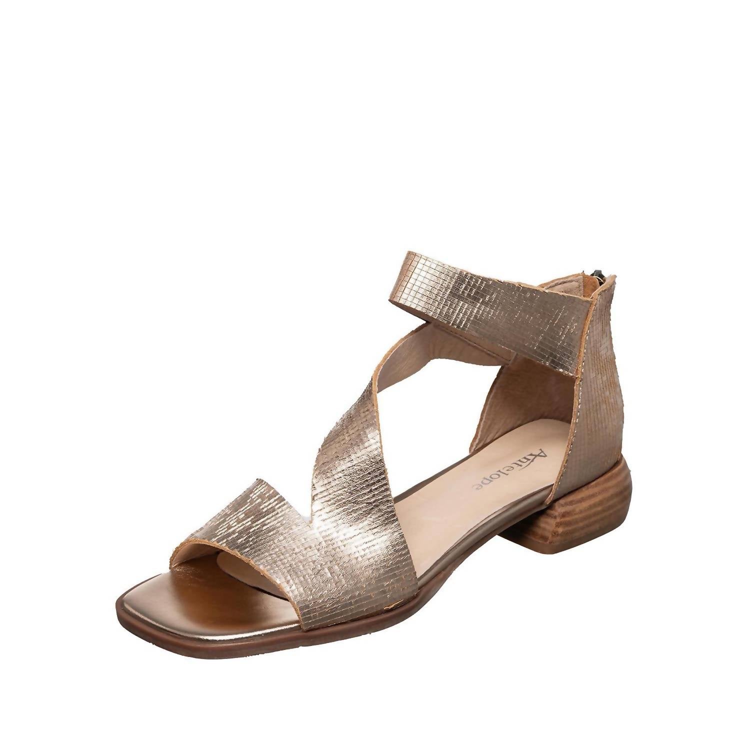 80cedec9-74cd-4364-bb91-aff7e07d41df-upscale_15k-1500x1500-70 Antelope - Women's Leigh Sandal - Image 1