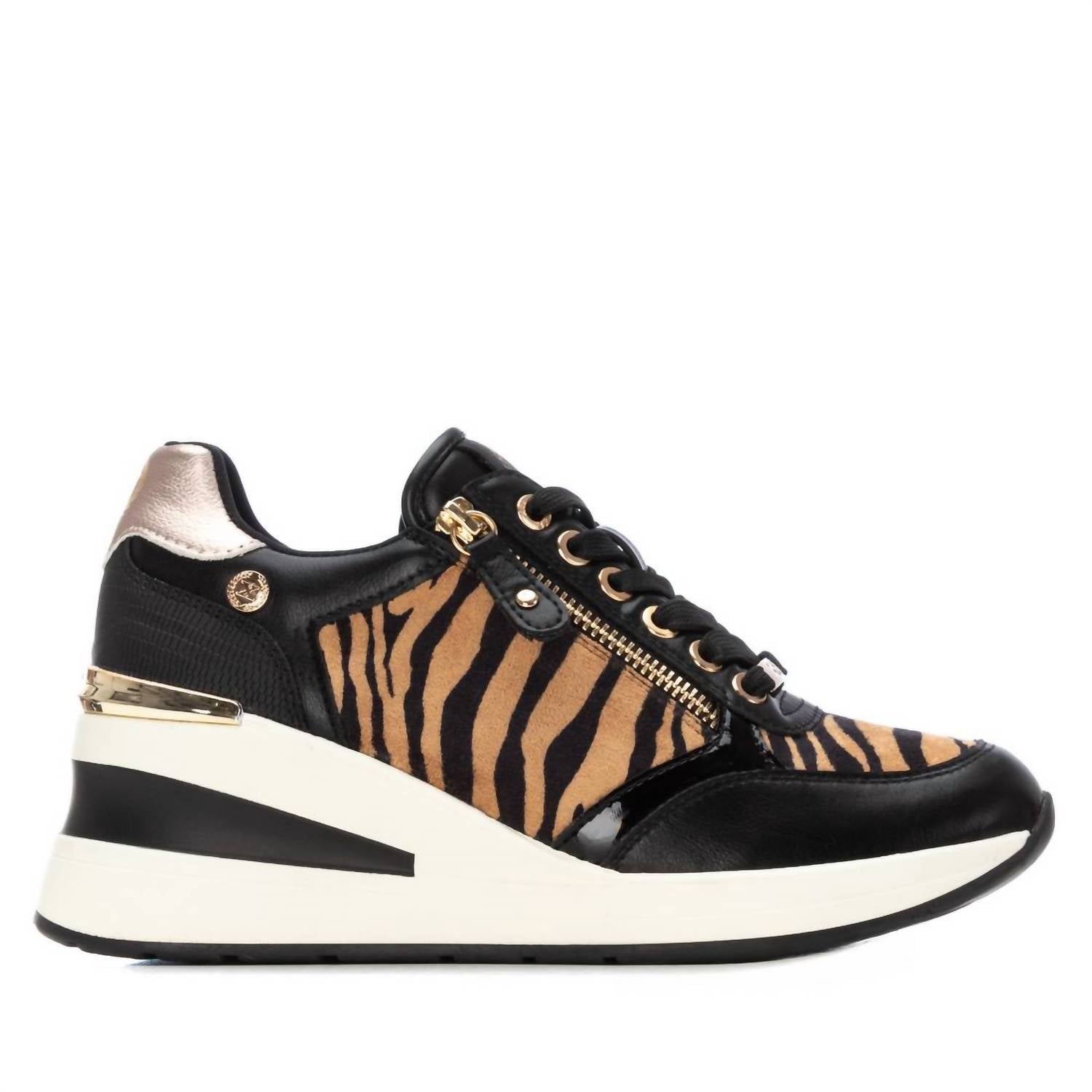 86a240fa-5b70-4f6d-8fcd-9a0456786bae-upscale_15k-1500x1500-70 Xti - Women's 144378 Round Toe Sneakers - Image 1
