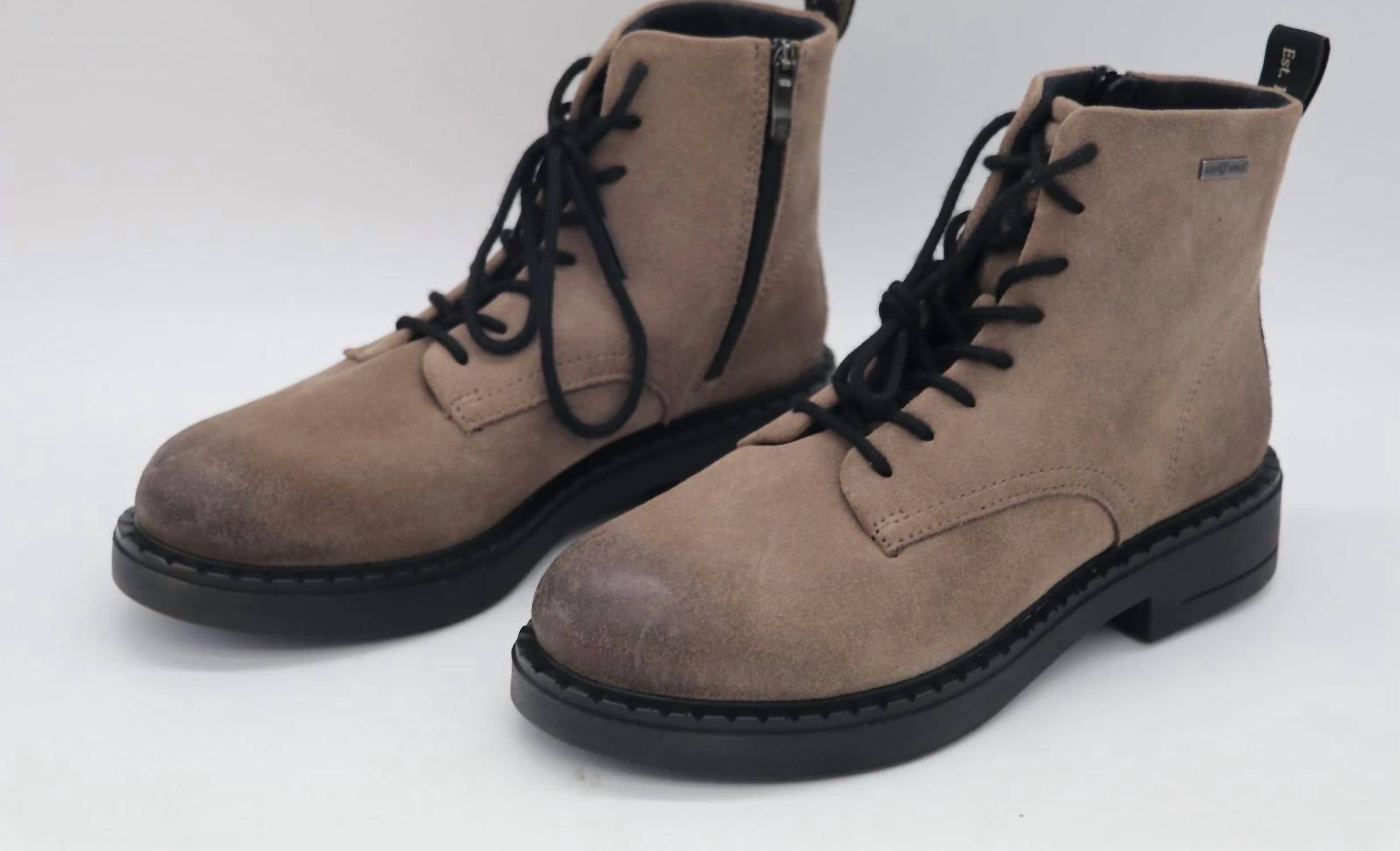 8d132e53-797f-44e2-a10e-4e285a400212-upscale_15k-1500x1500-70 Bussola - Women's Ramla Boots - Image 1