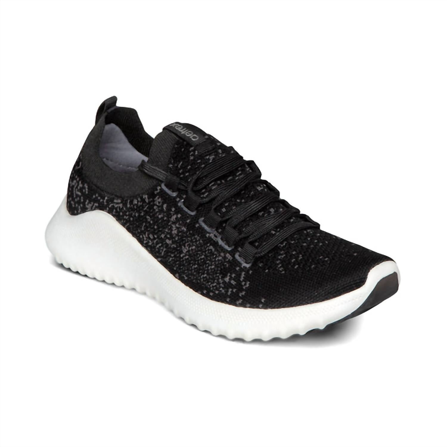 98c95565-91ff-432f-b429-bd22c9b105fc-upscale_15k-1500x1500-70 Aetrex - Women's Carly Lace Up Sneaker - Image 1