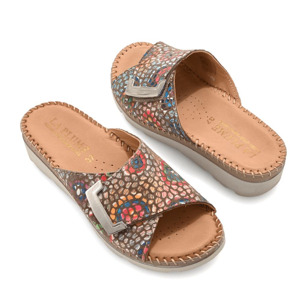 S475334-12710-15900 La Plume Agua Italian Made Leather Sandals - Image 1
