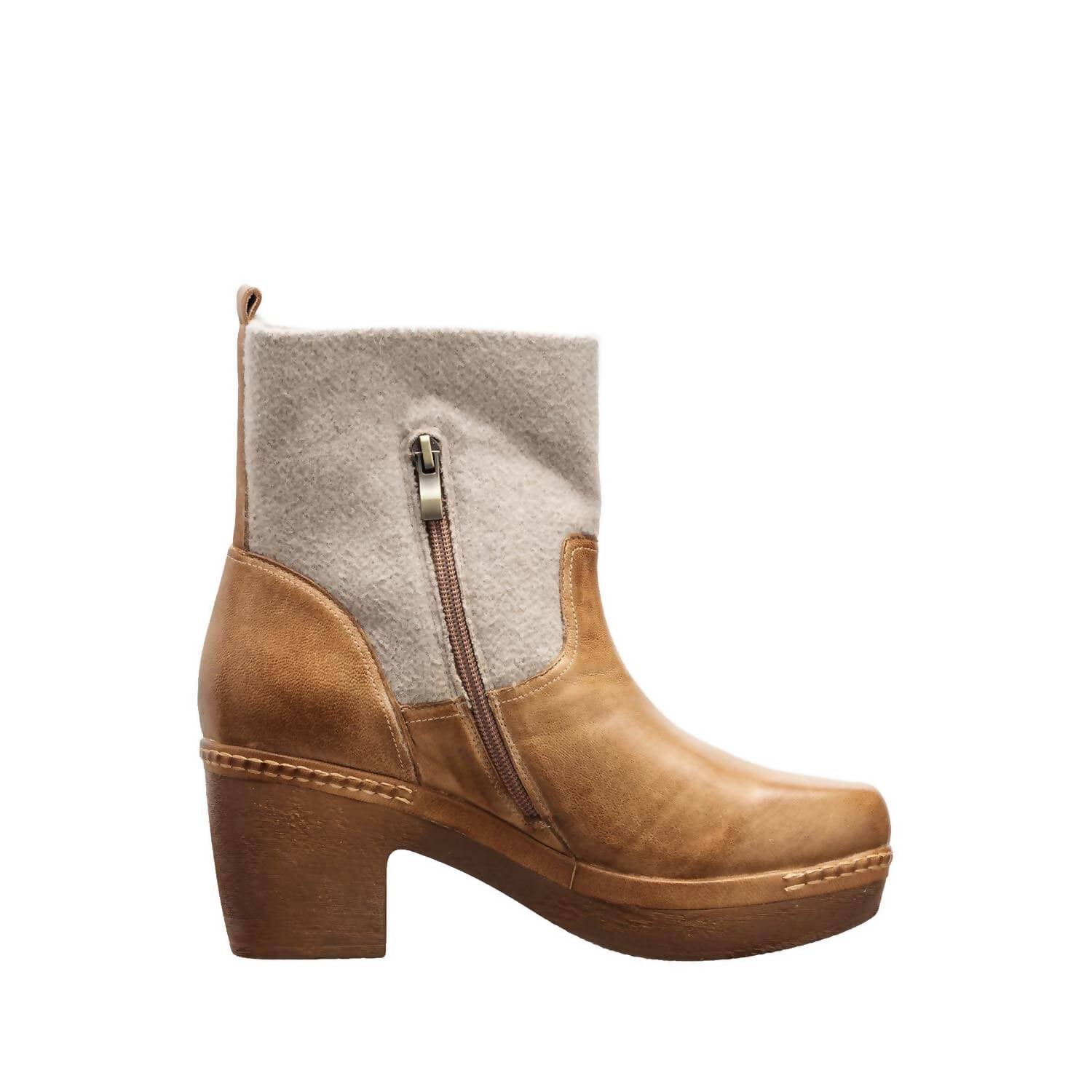 baca835f-c713-42b8-b91f-eb41bb4956c5-upscale_15k-1500x1500-70 Antelope - Women's Sato Booties - Image 1