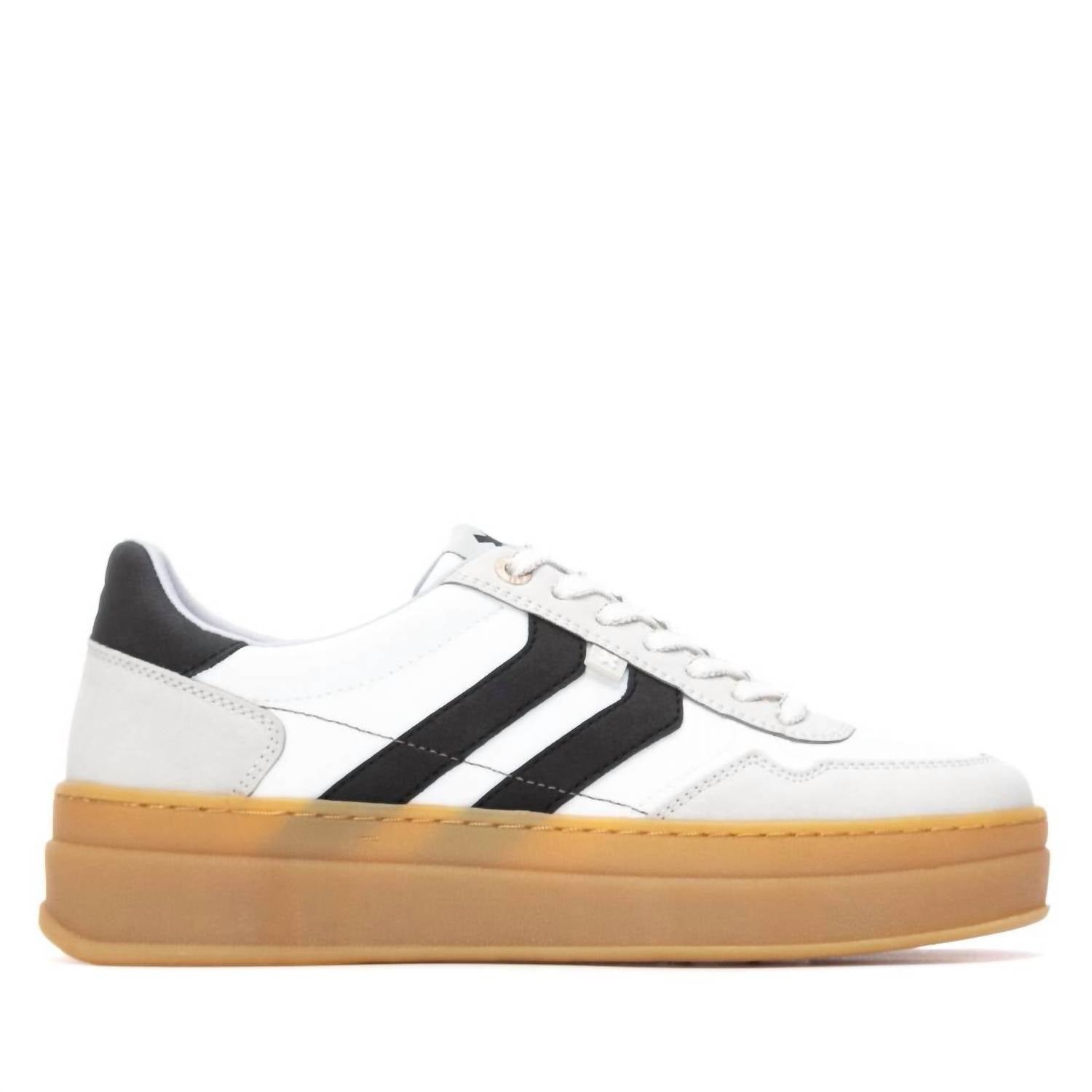 bfde1304-2ea1-4c7d-b0b6-760abf3dcb81-upscale_15k-1500x1500-70 Xti - Women's 144630 Round Toe Sneakers - Image 1
