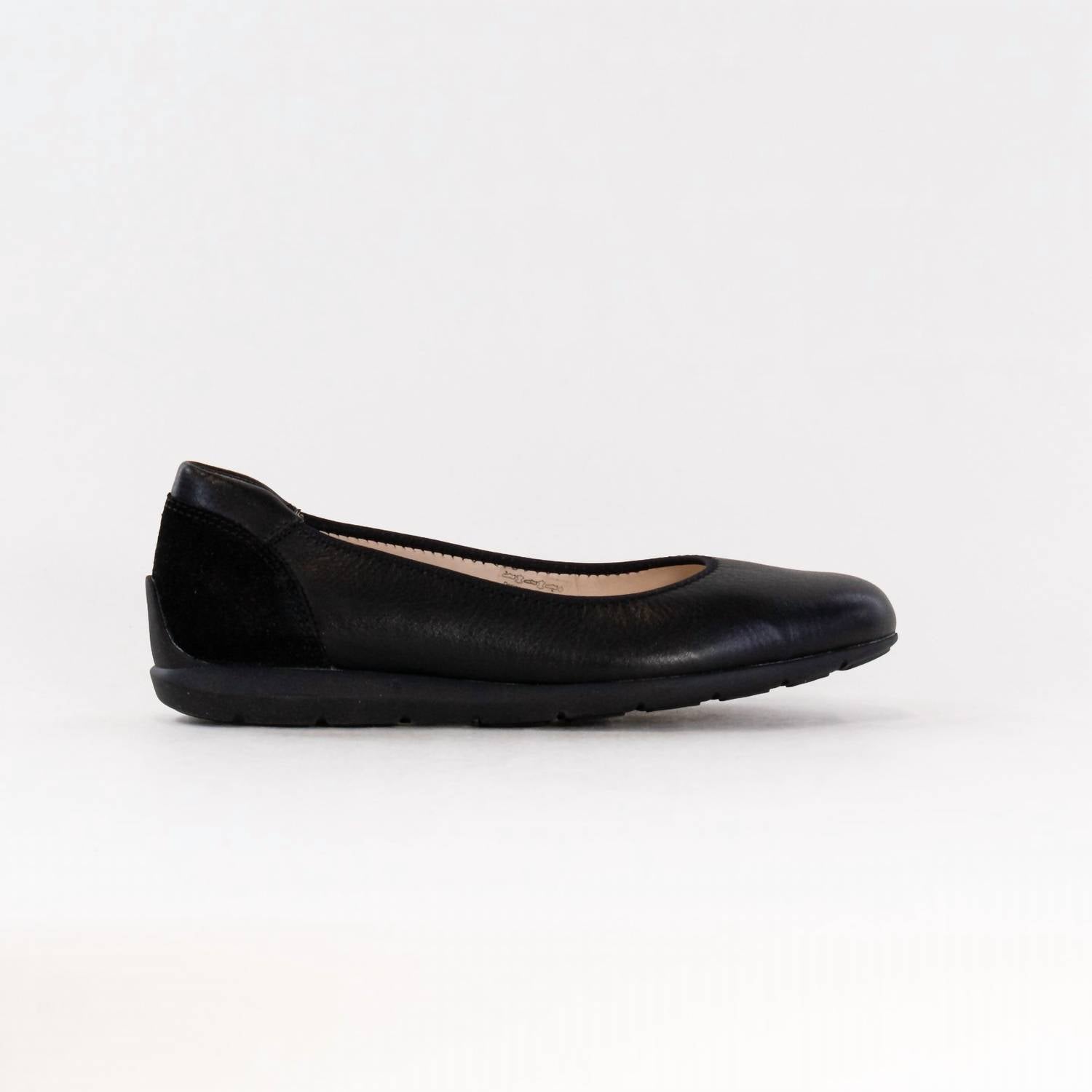 d318c0b2-8b6e-4e9c-97ed-cd45deb32195-upscale_15k-1500x1500-70 Ara - Women's Sarah Ballet Flat - Image 1