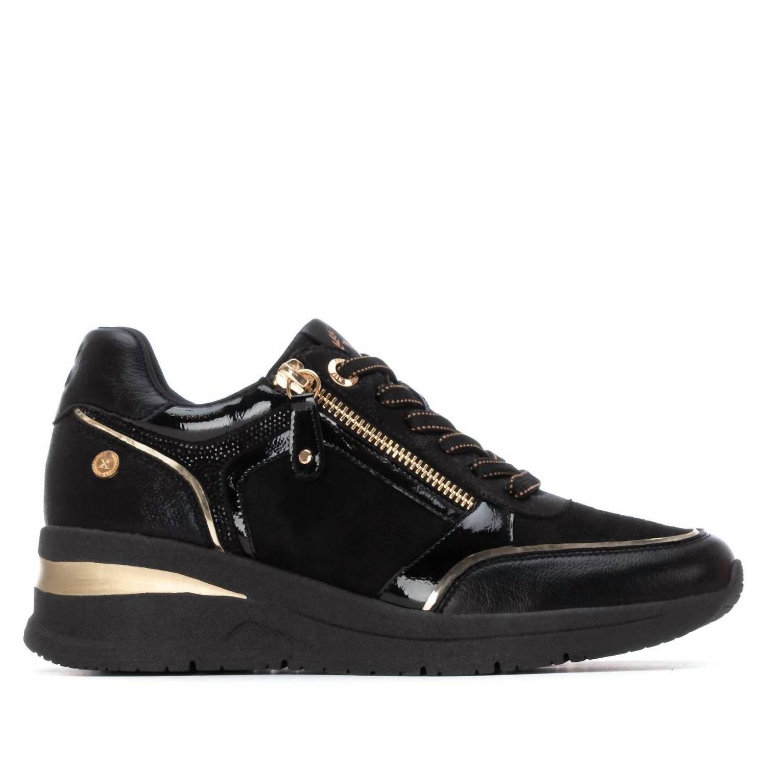 d7c064bd-7009-4119-8d9e-efdff530a3bb-upscale_15k-1500x1500-70 Xti - Women's 144223 Round Toe Sneakers - Image 1
