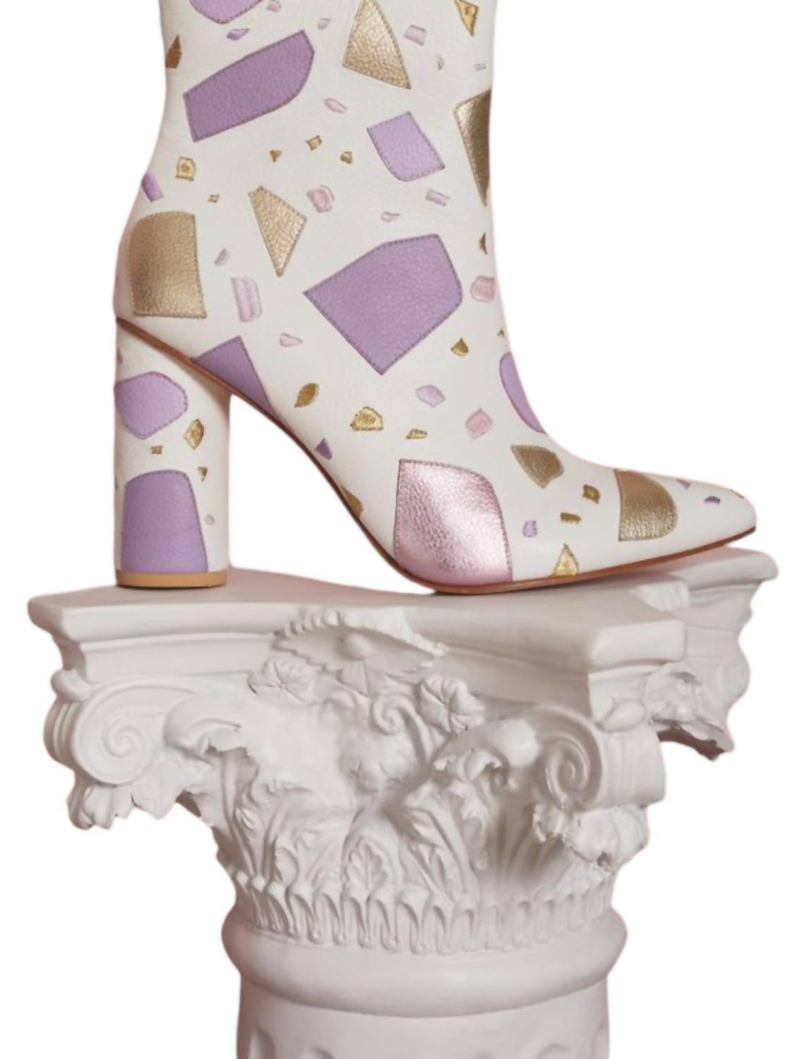e604d38a-e12c-4c28-a05e-9529dc1e85d0-upscale_15k-1500x1500-70 Butrich - Women's Katrina Boots - Image 1