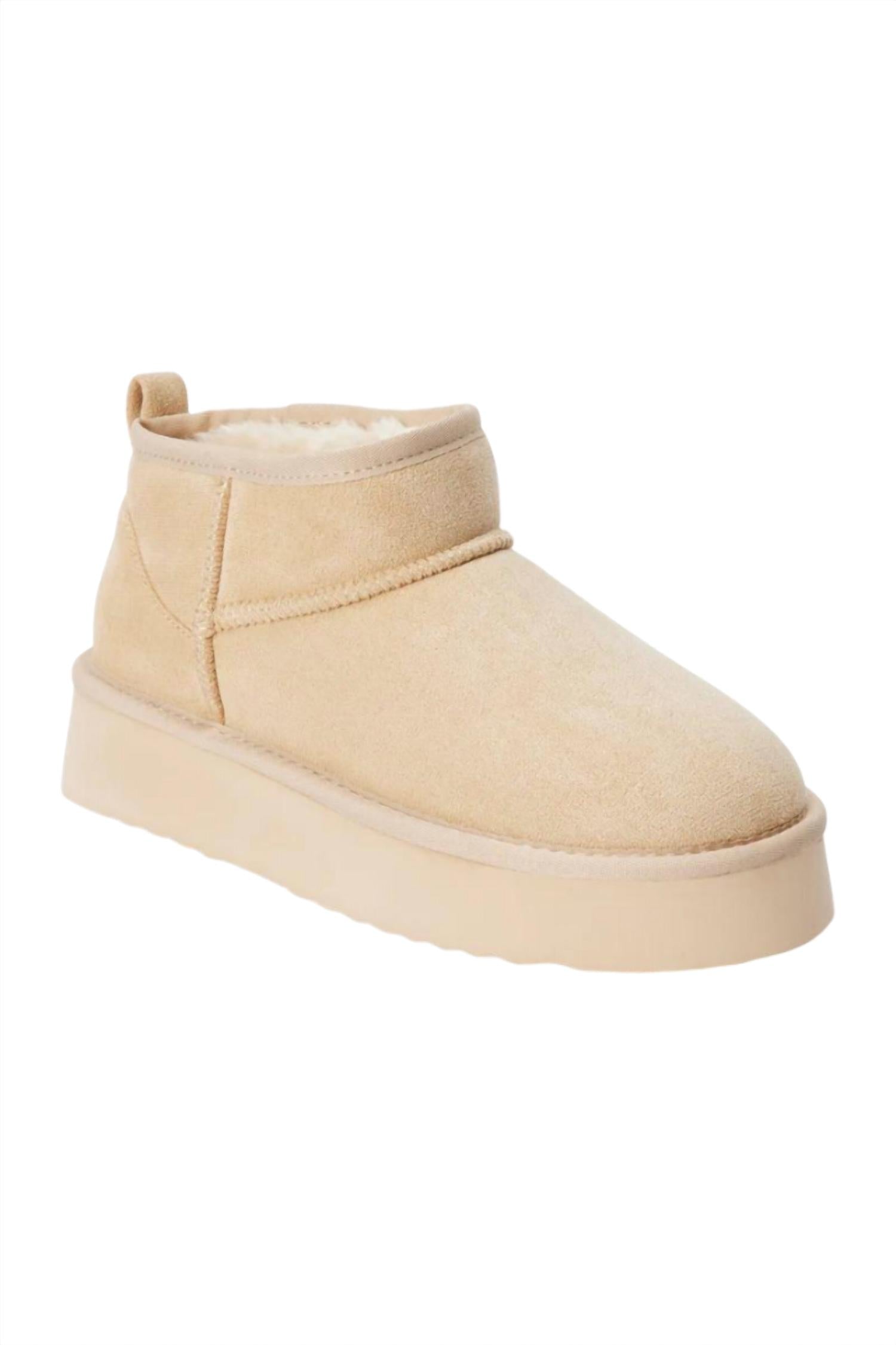 f7fa3a8a-7e2d-4638-b0e8-f87928b1299c-upscale_15k-1500x1500-1 Matisse - Women's Breckenridge Boots - Image 1