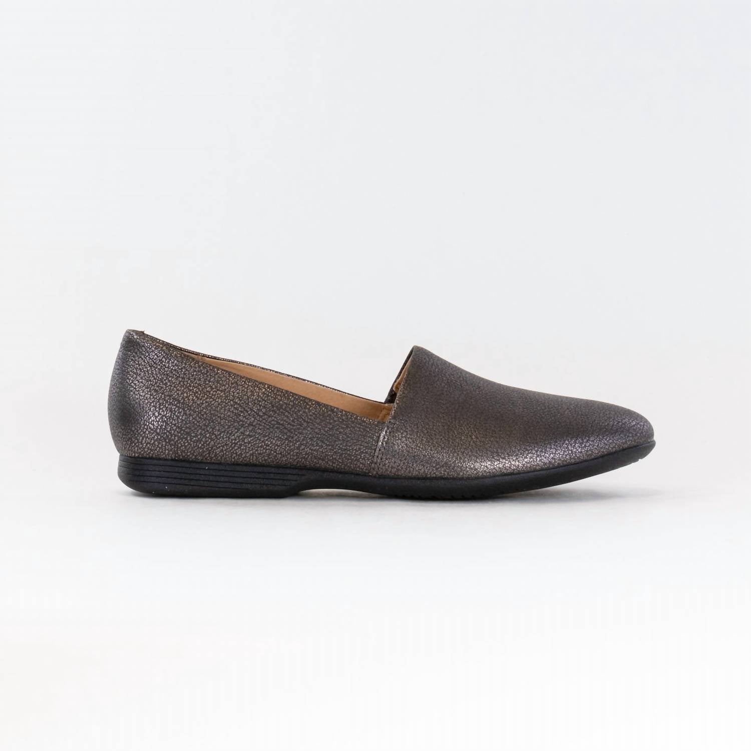 fc2f7c9b-5ff9-45e9-9a19-8d4b0f51192f-upscale_15k-1500x1500-70 Dansko - Women's Larisa Sandal - Image 1